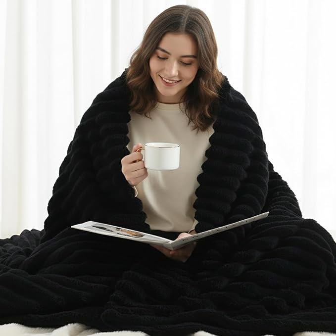 decorUhome Soft Fleece Black Twin Blanket for Bed, Cozy Fluffy Plush Flannel Striped Throws for Couch Sofa, Lightweight Decorative Ribbed Fuzzy Blanket for Woman, 60x80 Inches