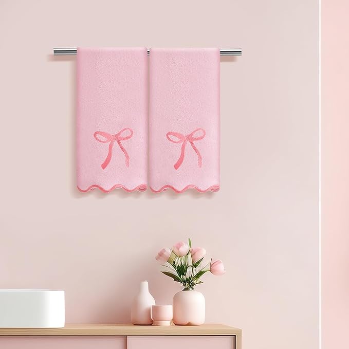 2 Pcs Pink Scalloped Hand Towels
