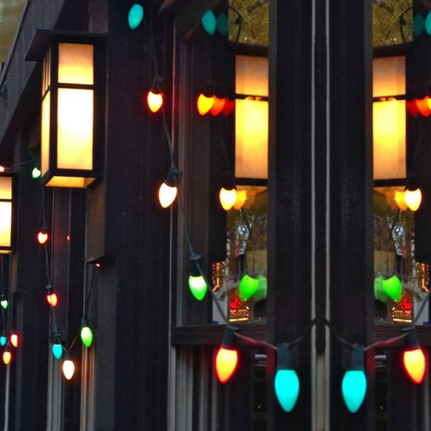 25 Pack C7 LED Multicolor Christmas Replacement Light Bulbs, C7 Multicolor Lights Bulbs for Christmas Outdoor String Lights, E12 Candelabra Base Night Light Bulbs, 0.6 Watt Saving Enengy LED Bulbs