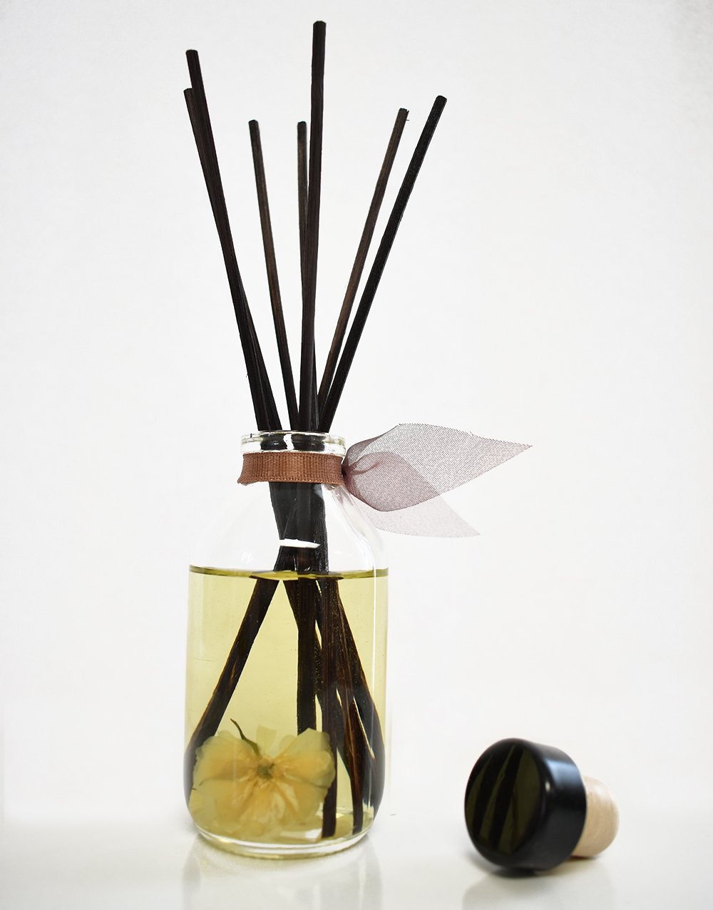 LOVSPA Reed Diffuser Set, Smoked Vanilla Scented Oil Diffuser with Sticks, Home Fragrance Accessories for Bathroom Shelf Decor, Aroma Diffusers for Home or Office Fall Decor, USA Made