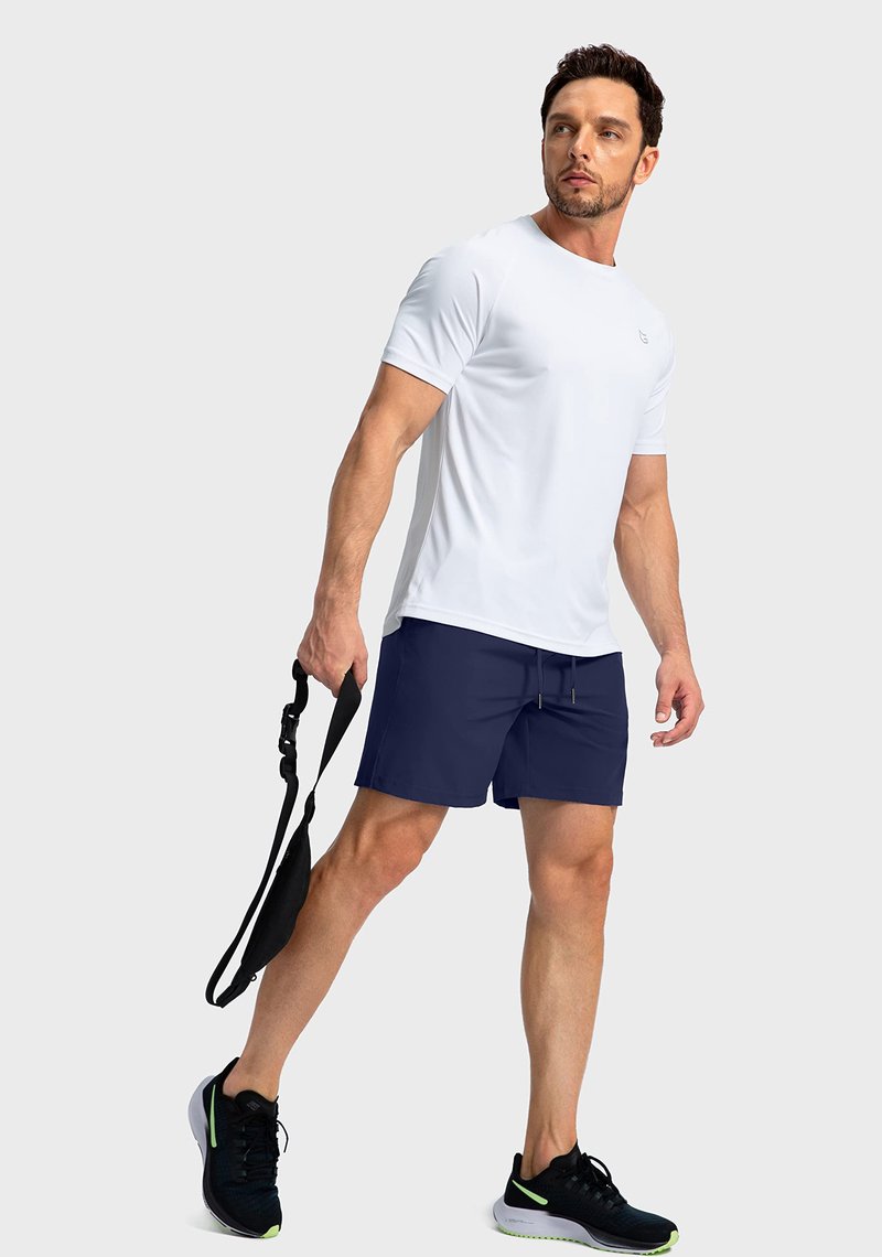 Soothfeel Men's Running Shorts with Zipper Pockets 7 Inch Lightweight Quick Dry Gym Athletic Workout Shorts for Men (Navy, 3XL)