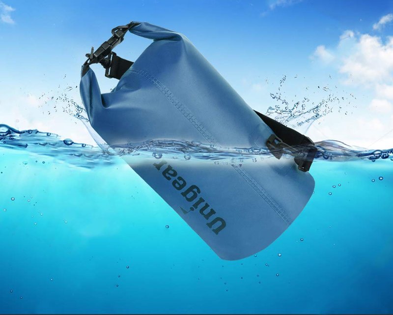 Unigear Dry Bag Waterproof, Floating and Lightweight Bags for Kayaking, Boating, Fishing, Swimming and Camping with Waterproof Phone Case (Sky Blue, 2L)