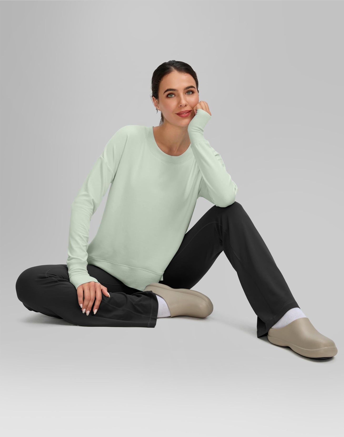 G Gradual Sweatshirt for Women Buttery Soft Yoga Tops Crewneck Modal Pullover Shirts Side Slit Thumb Holes (Light Green, X-Large)
