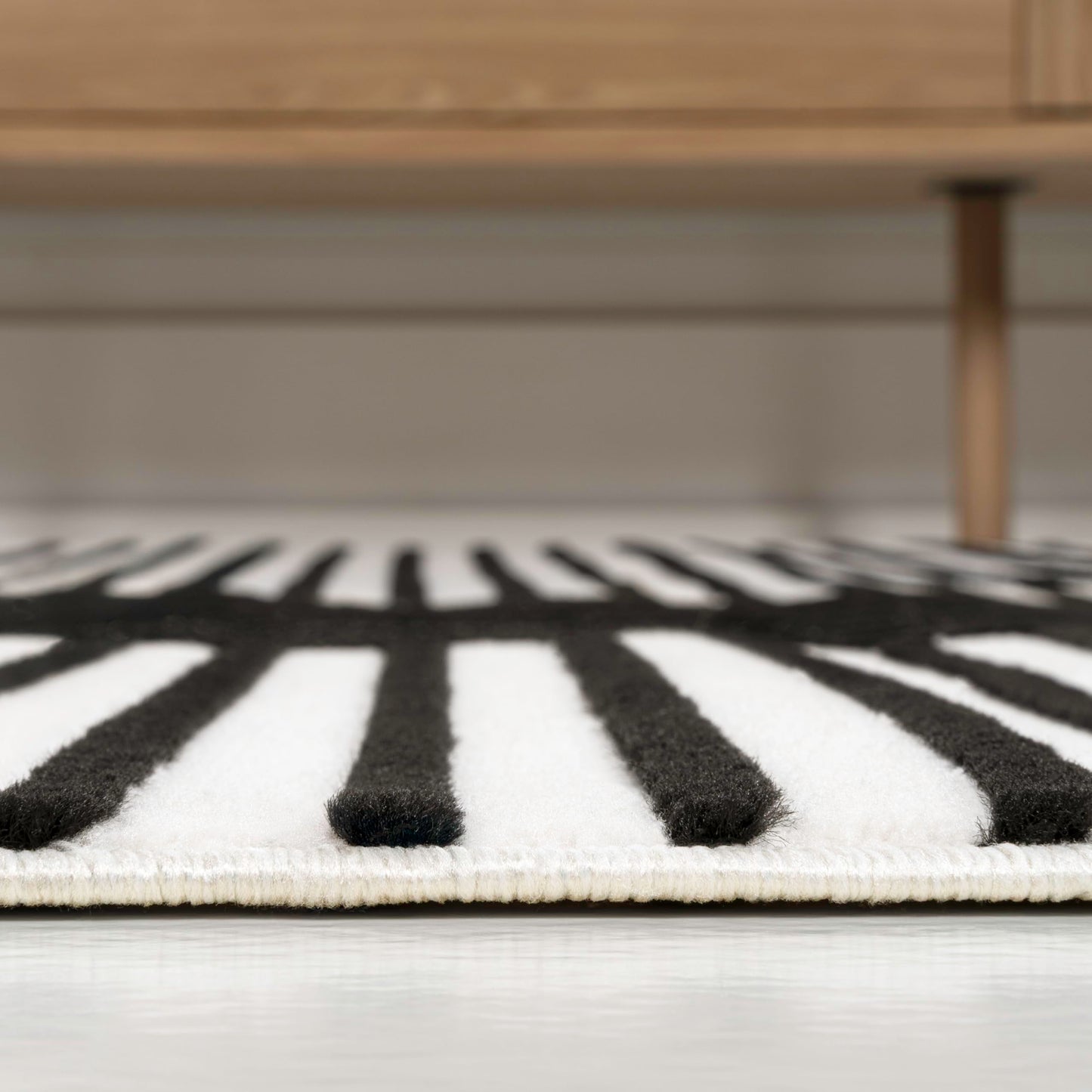 JONATHAN Y High-Low Arch Stripe Two-Tone Black/White 2x8 Indoor Runner Rug, Anders MidCentury Modern, Non-Shedding, Stain Resistant for Bedroom, Living Room, Kitchen (SCN107D-28)