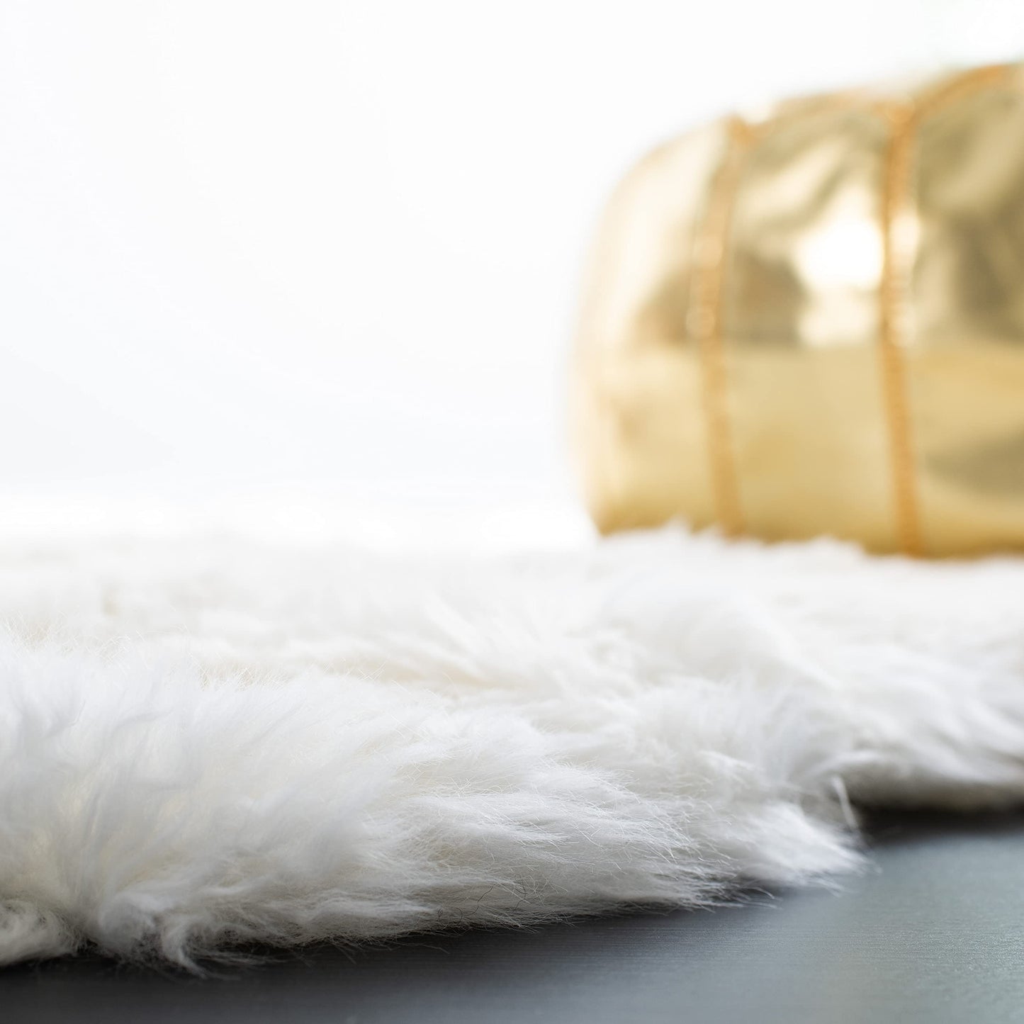 SAFAVIEH Sheep Skin Collection Runner Rug - 2' x 8', Natural & White, Handmade Rustic Glam Genuine Pelt, 3.4-inch Thick Ideal for High Traffic Areas in Living Room, Bedroom (SHS211A)