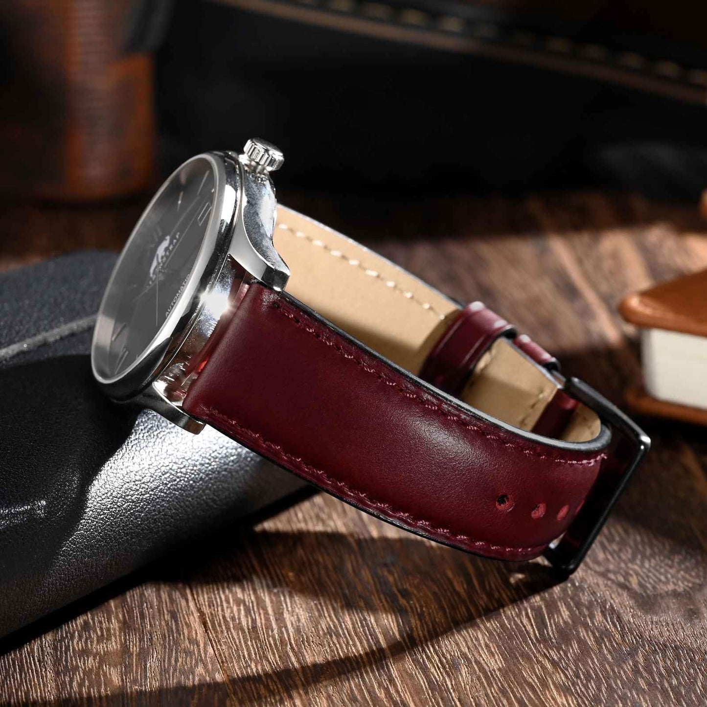 BISONSTRAP Leather Watch Strap for Men and Women, Oil Pull-Up Leather, Quick Release Replacement Bands, 20mm, Burgundy (Black Buckle)