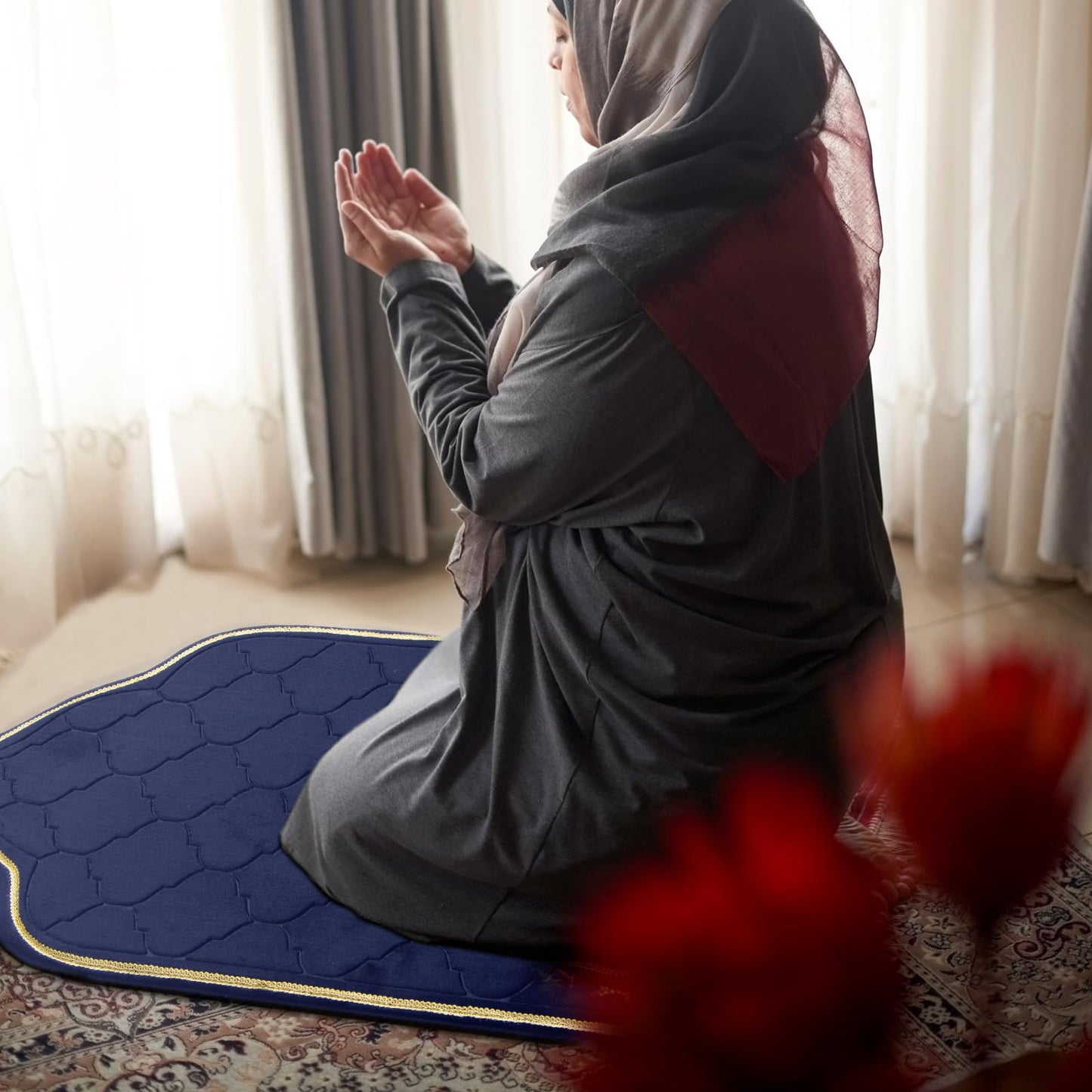 YAZEIN Muslim Prayer Rug with Tasbih Prayer Beads, Soft Memory Foam Prayer Matt Islam, Padded Islamic Prayer Mat Thick for Men and Women, Janamaz, Sajadah (25.6" x 43.3", Navy Blue)