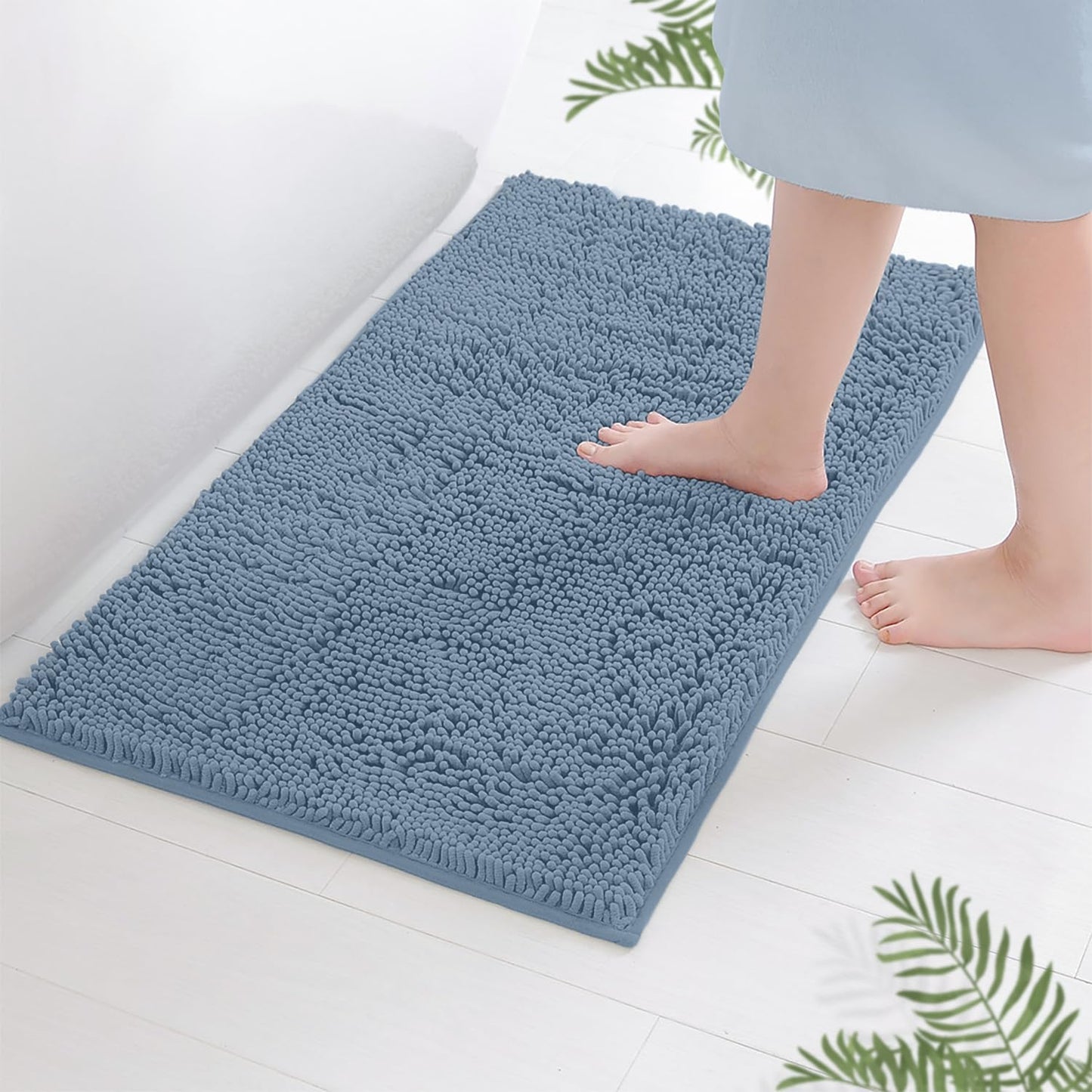 LuxUrux Bath Mat, Extra-Soft Plush Non-Slip Bathroom Rug, Luxury Chenille Microfiber Material, Super Absorbent Shaggy Bath Rug. Machine Wash & Dry (17 x 24 inches, Sky Blue)