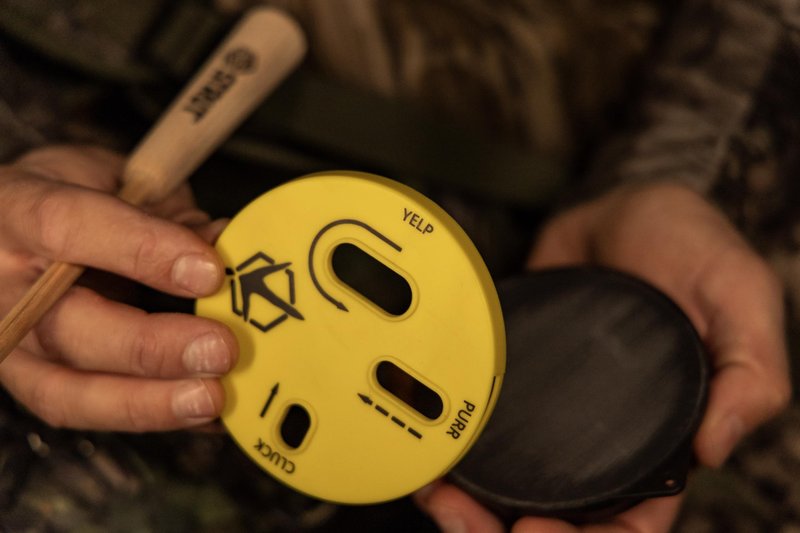 Hunters Specialties HS Strut Cookie Cutt'R Tracer Turkey Clucks Yelps Purrs Hunting Friction Lid Slate Pot Call, Yellow