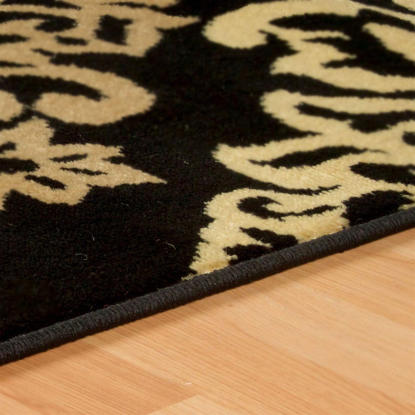 Superior Danvers Collection Area Rug, Modern Elegant Damask Pattern, 10mm Pile with Jute Backing, Affordable Contemporary Rugs - Black, 2' x 3' Rug