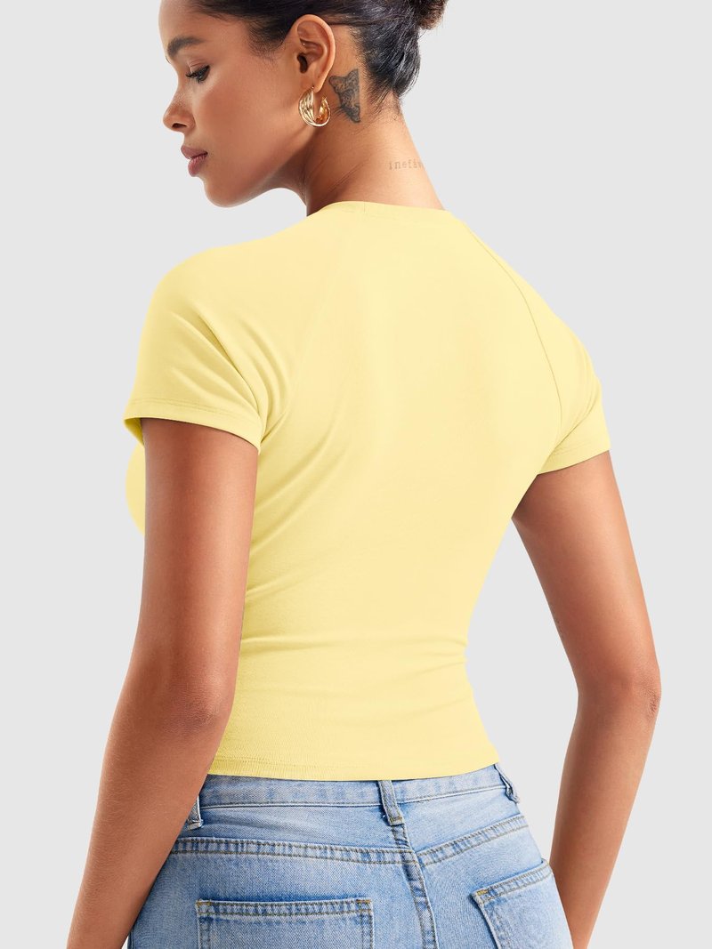YEOREO Women Tops Baby T-Shirt Short Sleeve Crew Neck Going Out Crop Top Corriny Slim Fit Workout Basic Baby Tee Cream Yellow M