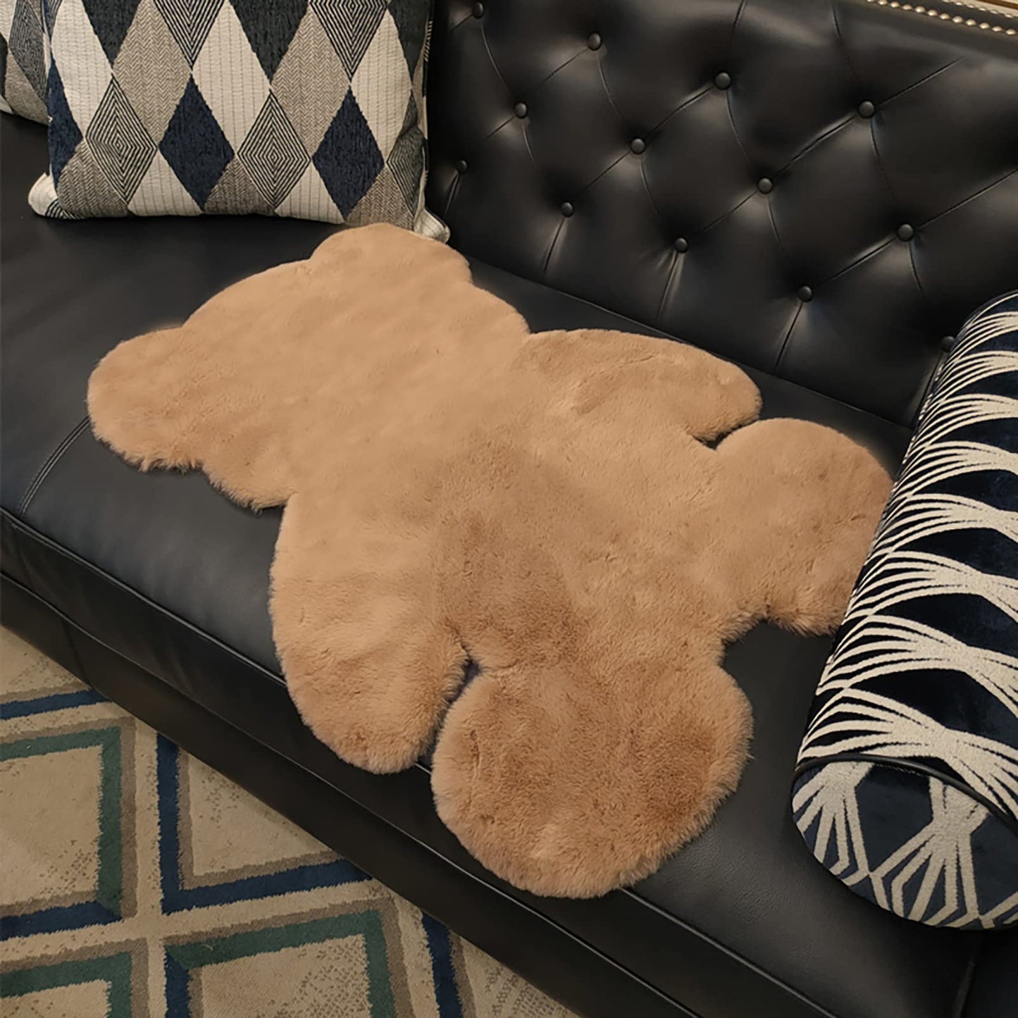 TENNOLA 2.5x3.4 ft Small Bear Soft Fluffy Rug, Shag Faux Sheepskin Fur Rug Fuzzy Shaggy Area Rug Cute Plush Carpet for Nursery Kids Girls Bedroom Room Aesthetic Living Room Floor Home Decor, Brown