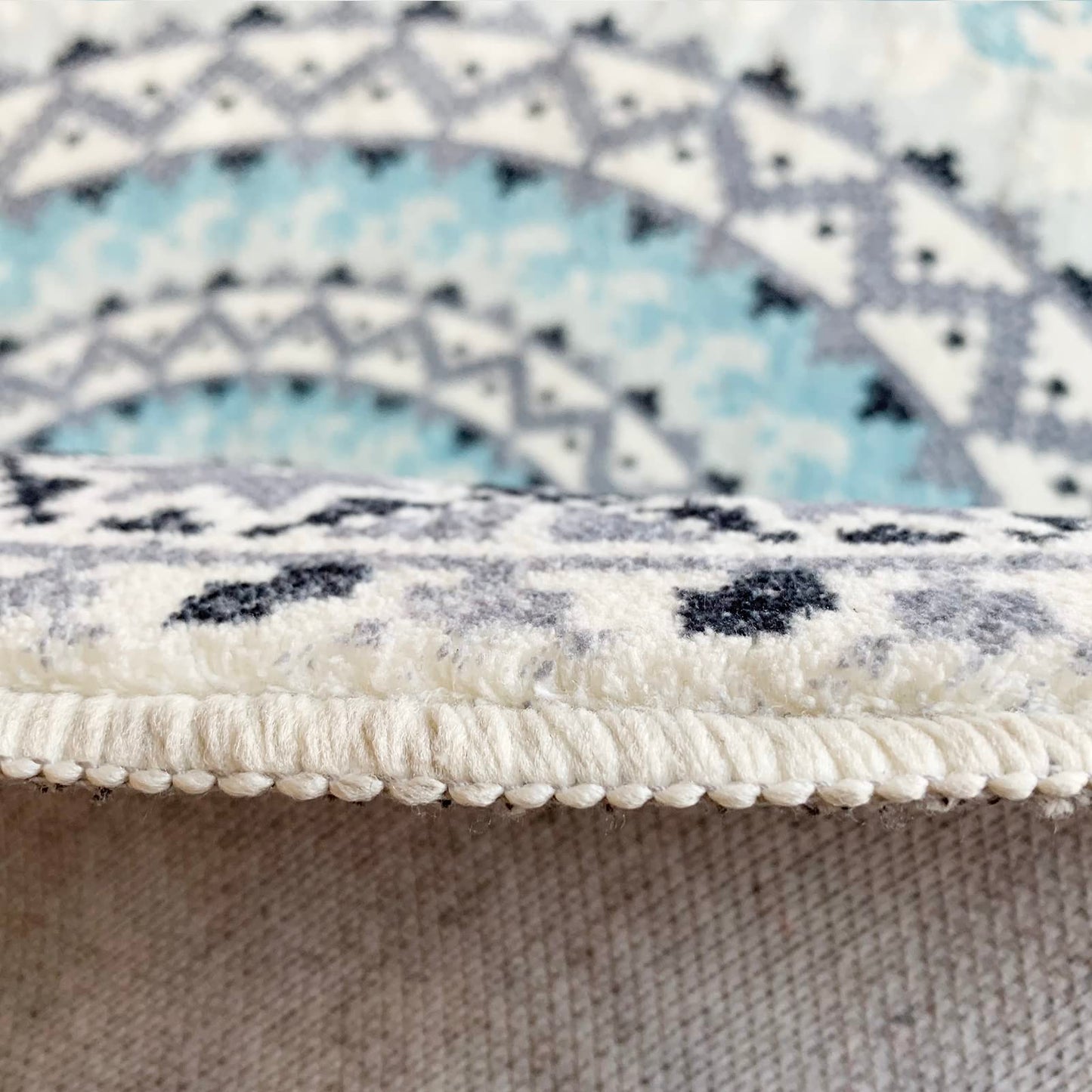 Faux Fur Boho Round Rug Round Area Rug Washable Rug Non-Slip Gray and Blue Small Round Rug Ultra Sofa Carpet for Living Dining Room Bedroom 3'x3' Round Blue/Multi
