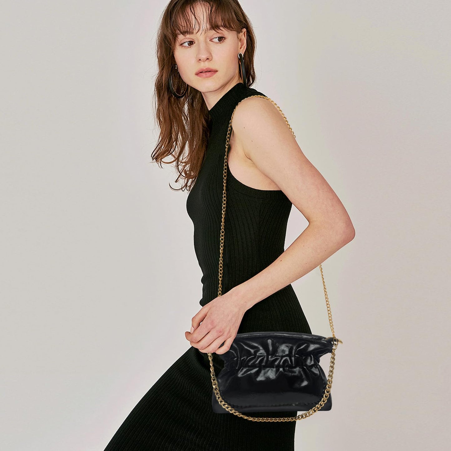 KKXIU Evening Clutch Purses for Women Shiny Metallic Solid Color Crossbody Bag with Gold Chain Strap Elegant Party Wedding Handbag (Black)