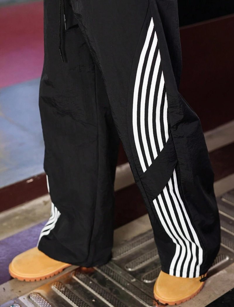 ZAFUL Men's Baggy Track Pants Y2K Streetwear Pants Drawstring Letter Pockets Casual Lounge Trousers (8-Black,XL)