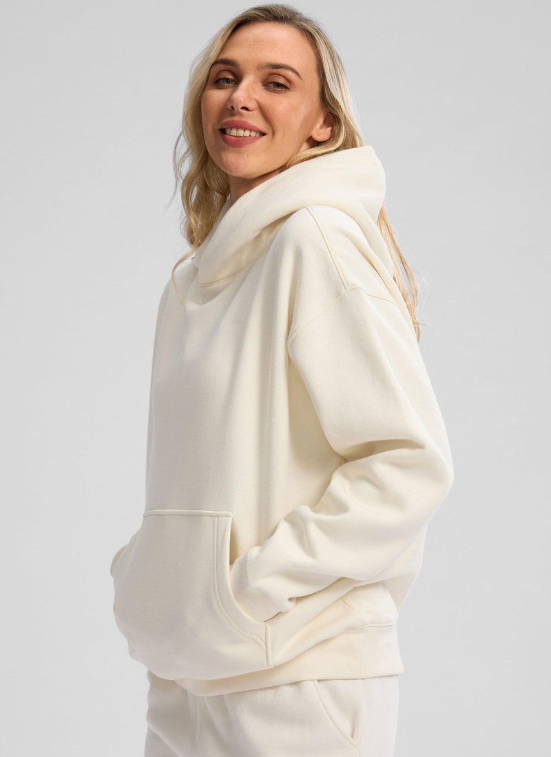 Hoodies for Women Oversized Fleece Sweatshirt with Pocket Loose Fit Casual Athletic Workout Pullover, Beige, Medium