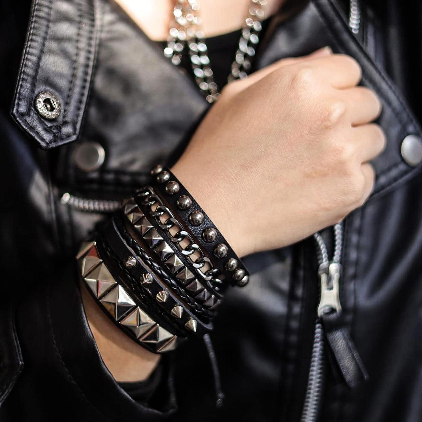 Eigso 4 Pcs Punk Leather Bracelet Hematite Black for Men Women Adjustable Spike Metal Cuff Bangle