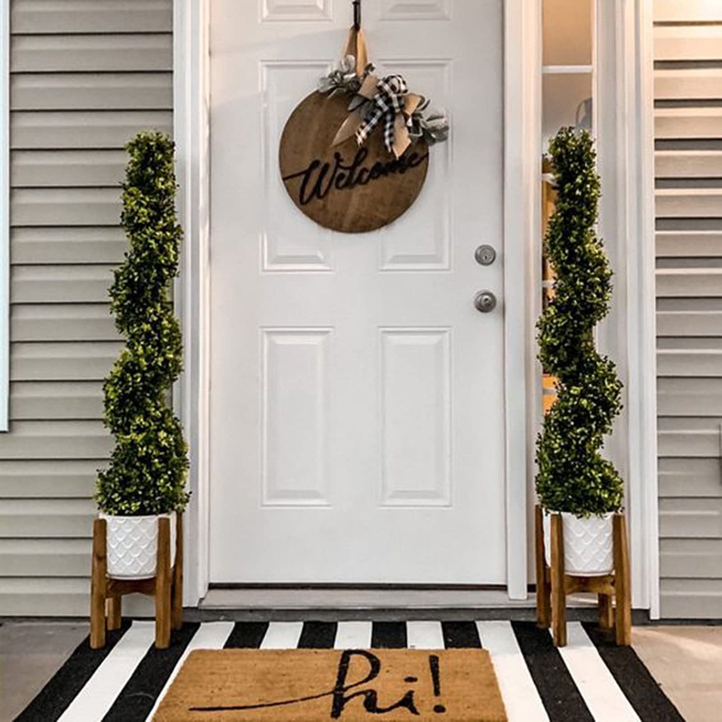 Black and White Outdoor Rug 35.4 x 59 Inches Striped Front Door Mat Front Porch Rug Hand-Woven Machine Washable Indoor/Outdoor Layered Door Mats for Entryway/Porch/Patio
