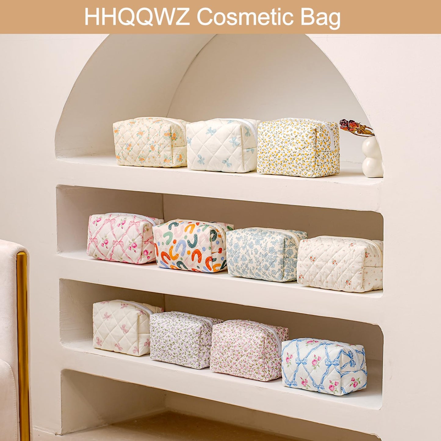 HHQQWZ Makeup Bag Travel Cosmetic Bag for Women Girls, Zipper Make Up Pouch, Floral Flowers Toiletry Organizer Makeup, Portable Storage Cosmetic Travel Cloth Bag (Blue Floral)