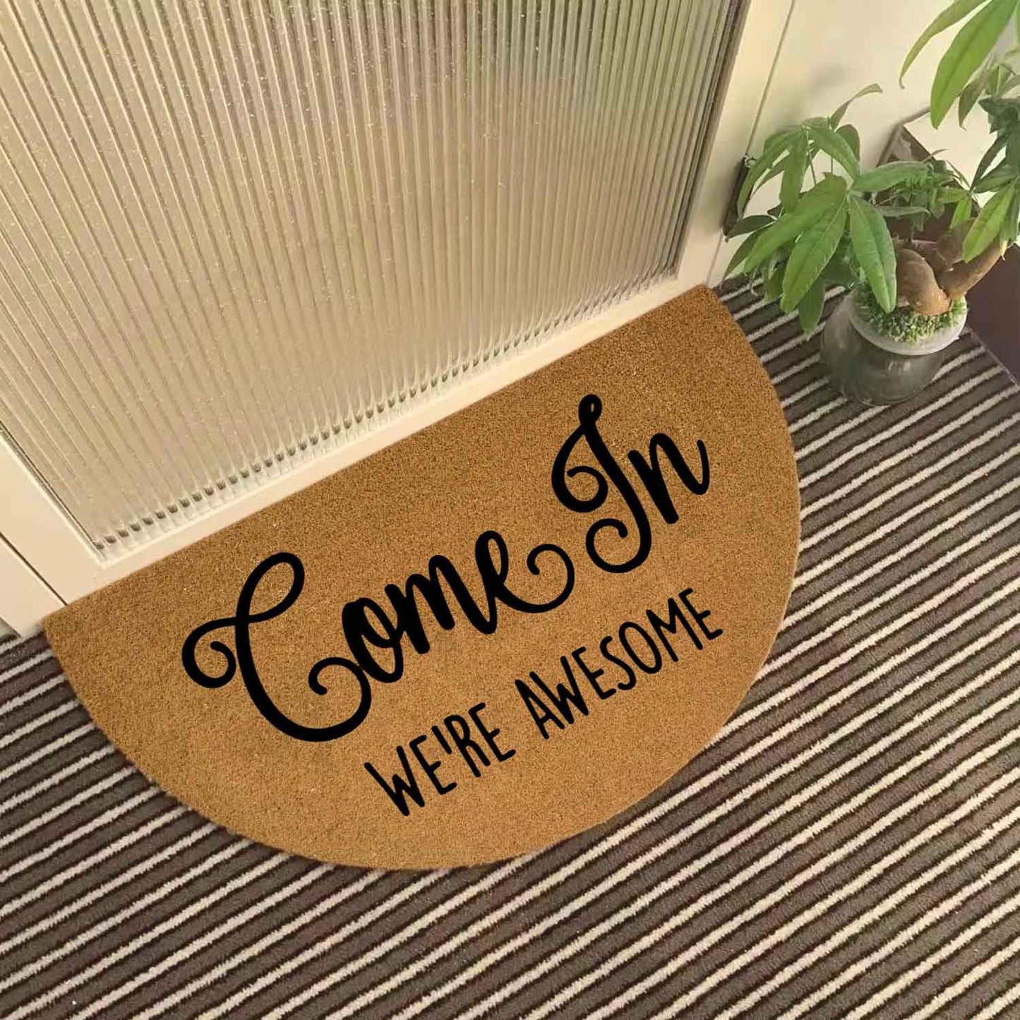 WINZNOF Positive Family Welcome Mat, Come in, We're Awesome 29.5" x 17" Half Round Faux Coir Doormat, Durable Non-Slip Rubber Backing, 0.4" Thick Outdoor Entry Rug, Cheerful Housewarming Gift