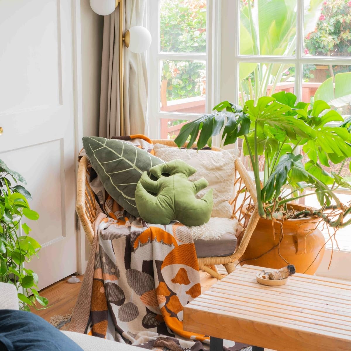 Green Philosophy Co. Monstera Leaf Pillow - Mossy Earth - Large Soft Plant-Shaped Plush Cushion for Couch, Bed, or Reading Nook - Cute & Unique Nature-Inspired Decor Super Soft & Cuddly Throw Pillow
