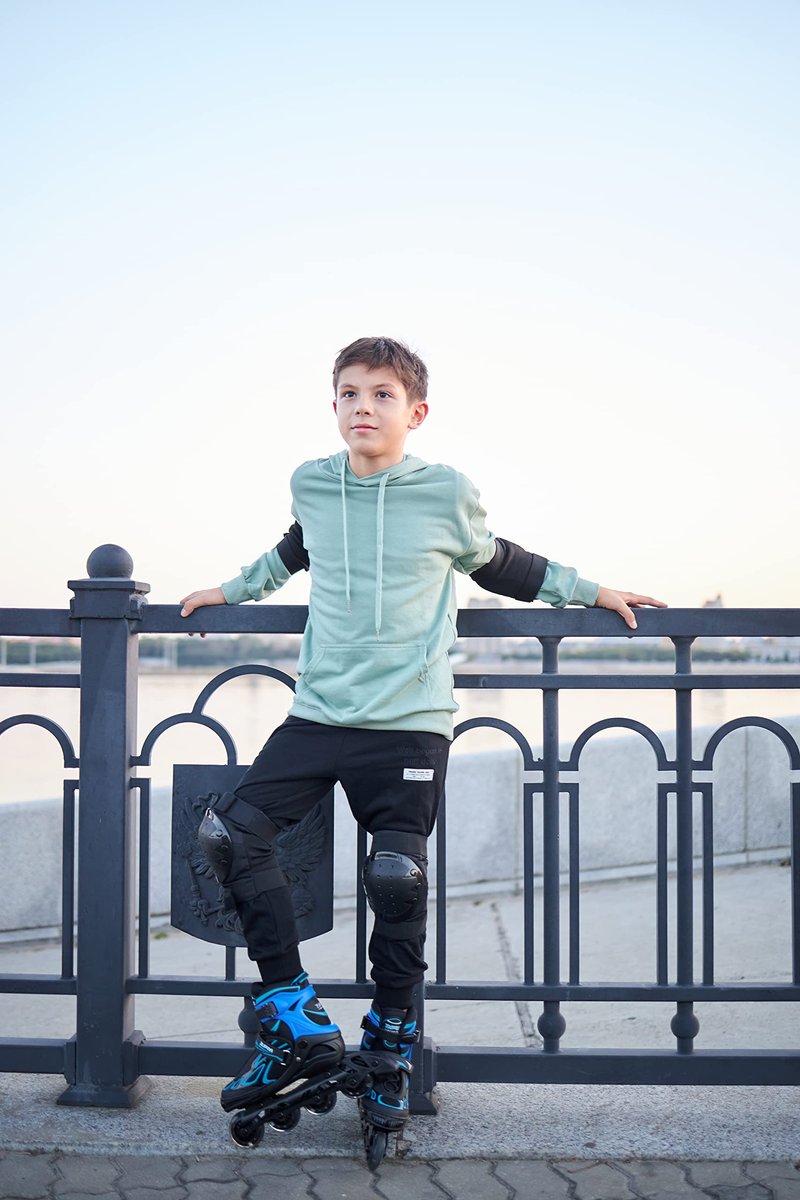 2PM Sports Vinal Boys and Girls Adjustable Flashing Inline Skates, All Wheels Light Up, Fun Illuminating Skates for Kids and Men- Azure Medium(1Y-4Y US)