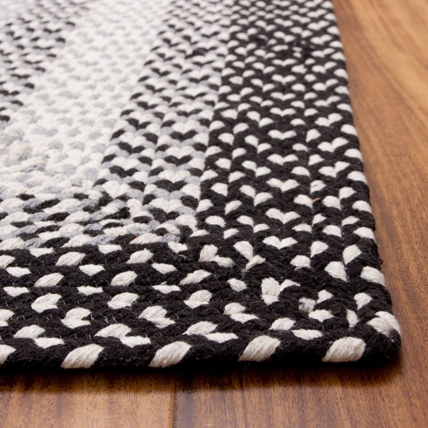 Super Area Rugs 2X3ft Farmhouse Braided Rug - Natural Soft Cotton Carpet for Bathroom, Kitchen, Doorway - Reversible Primitive Country Decor - Black/Gray/Ivory - Buffalo Check