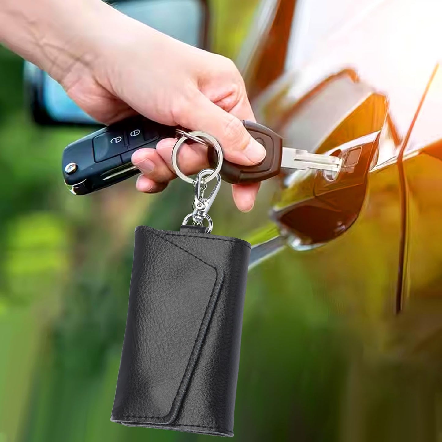 KyeeaDIY Leather Key Case Wallet, Keychain Key Holder with 6 Hanging Buckle Hooks Snap Unisex Coin Pouch Card Holder (Black)