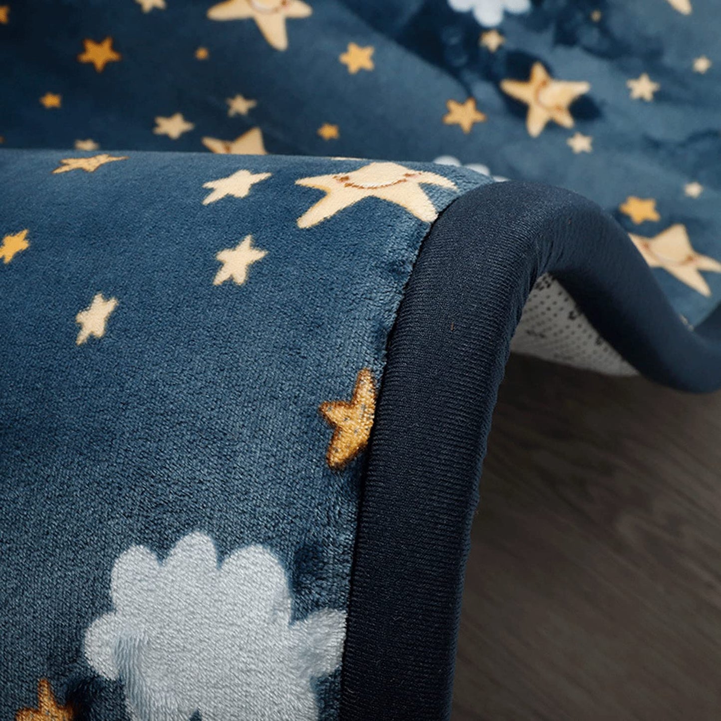 Loartee Coral Velvet Area Rug - 1" Thick Memory Foam Play Mat, Washable Carpet, Home Decor for Living Room, Bedroom, Starry Blue, 4'11"x4'11"