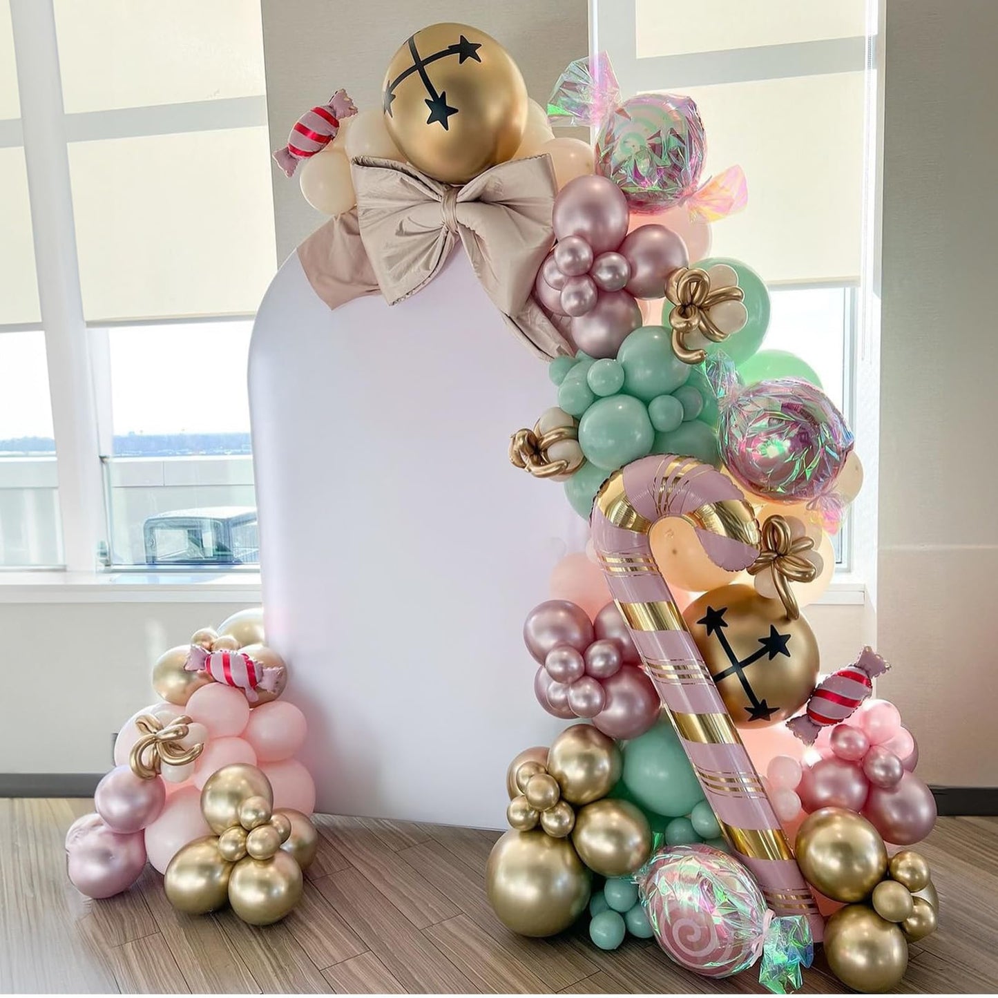 Christmas Balloon Garland Arch Kit, Nutcracker Balloon Pastel Pink Green Balloons Candy Cane Reindeer Peppermint Foil Balloons for Candyland Christmas Party Decorations Xmas Birthday Holiday Party