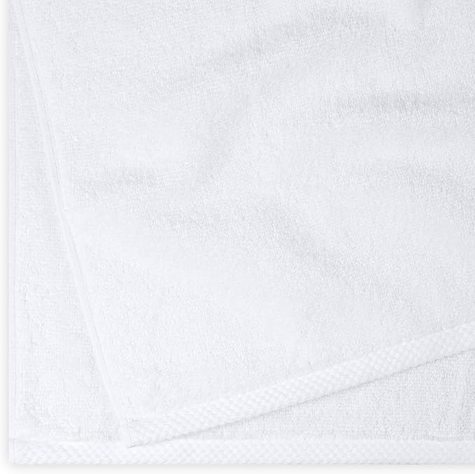Amazon Basics Lightweight Quick-Dry Bath Towel, 100% Cotton, 2 Piece