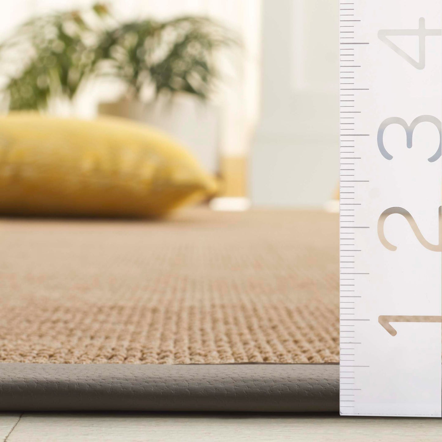 SAFAVIEH Washable Rug Outdoor Napa Faux Sisal Collection - 5' x 8', Maize & Beige, Non-Shedding & Easy to Clean, Ideal for Patio, Backyard, Mudroom (NFS108B)