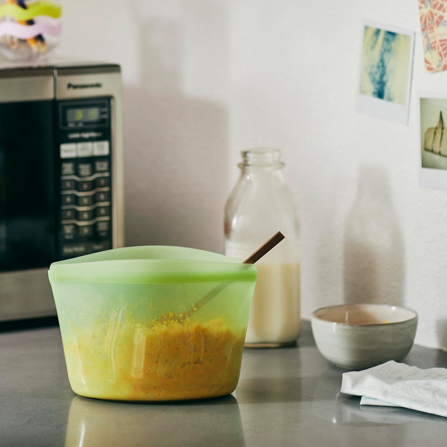 Stasher Premium Silicone Reusable Food Storage Bowl, Clear, Microwave, Sous Vide, Dishwasher, Oven and Freezer Safe, BPA Free, Leak-free, Eco-friendly, 4-Cup Bowl