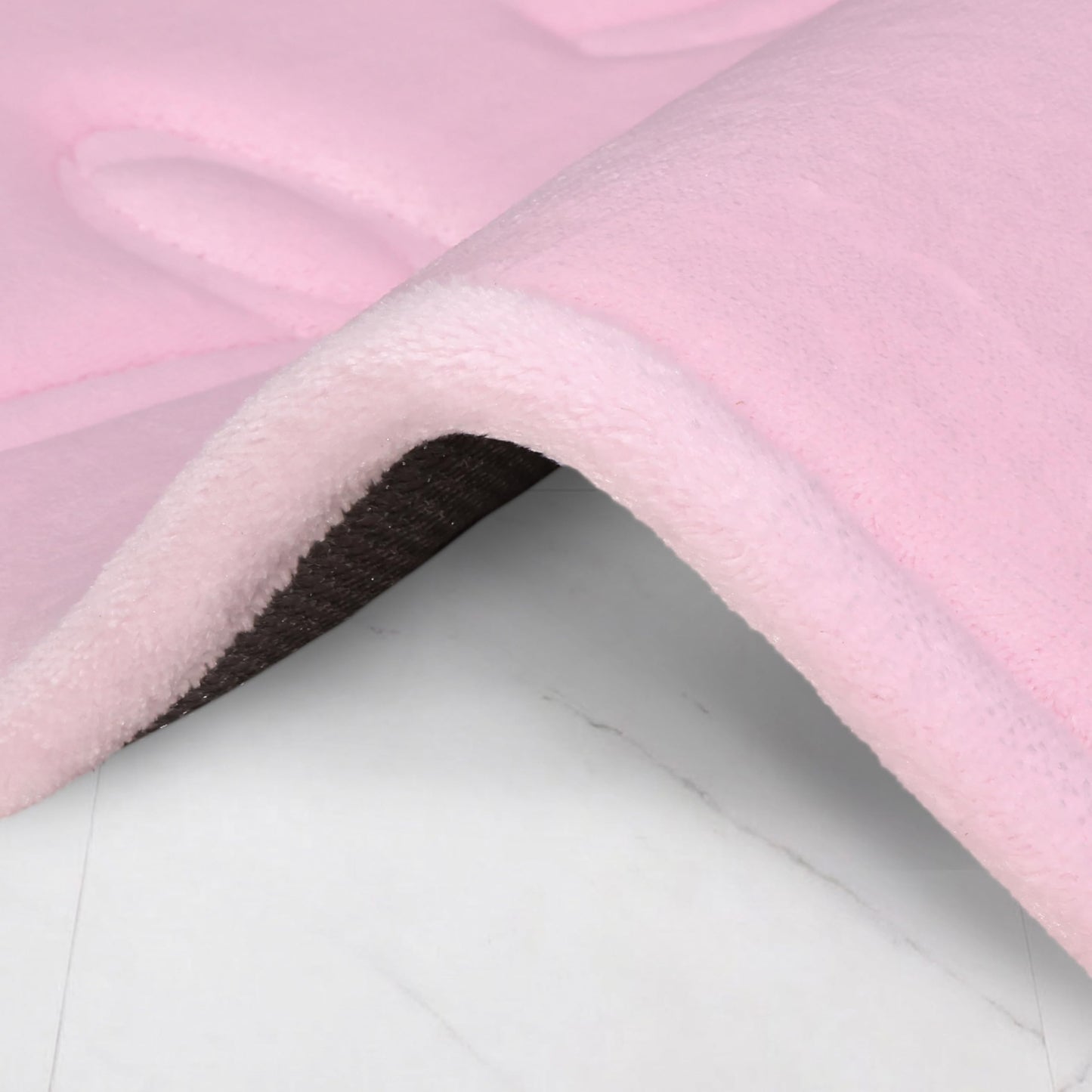 Juicy Couture Quilted 2-Piece Memory Foam Bath Mat Set 17" x 24" / 20" x 32" Clara Bows Light Pink Skid-Resistant Bath Rug Set