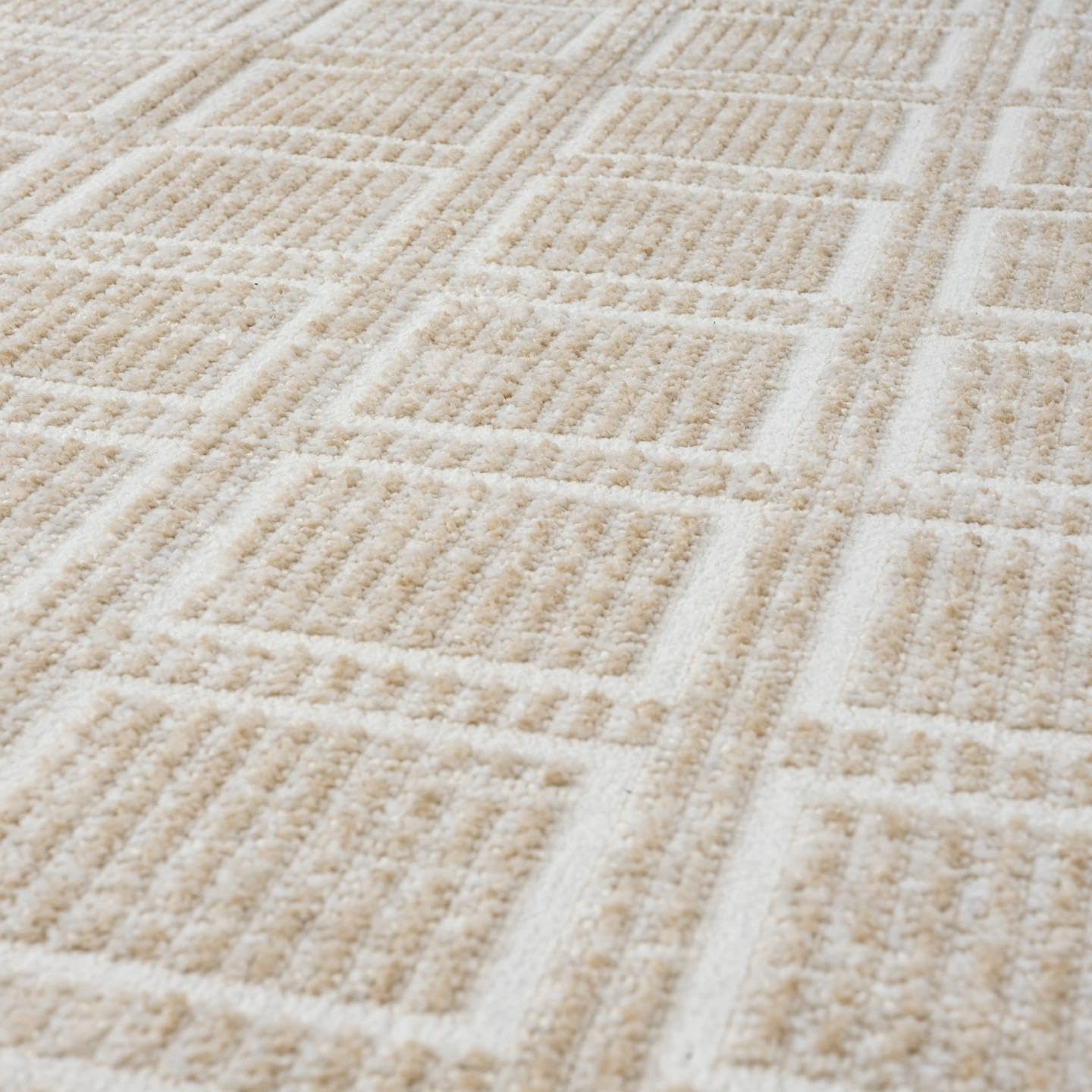 LUXE WEAVERS Modern Geometric Grid Beige 5x7 Area Rug, Bedroom Carpet