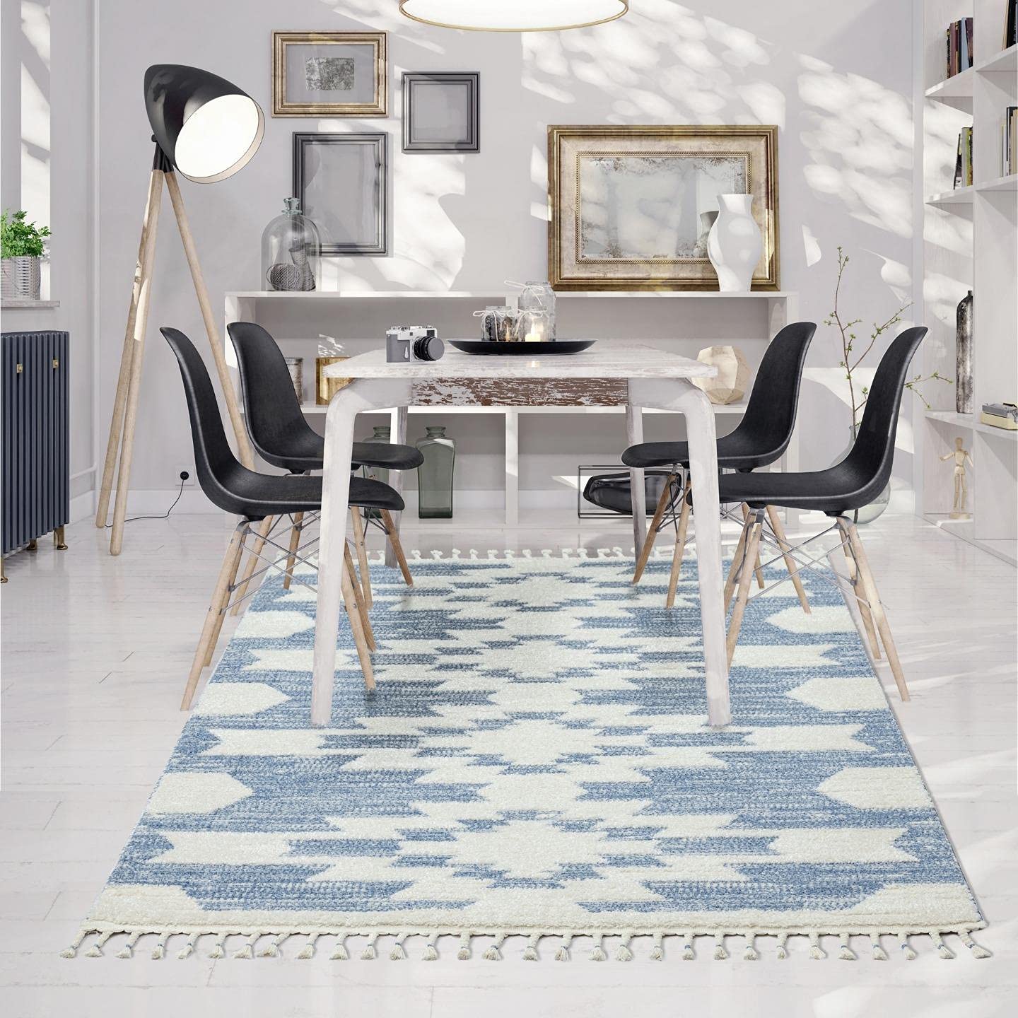 LUXE WEAVERS Ibiza Collection 8068 Blue 5x7 South Western Geometric Area Rug