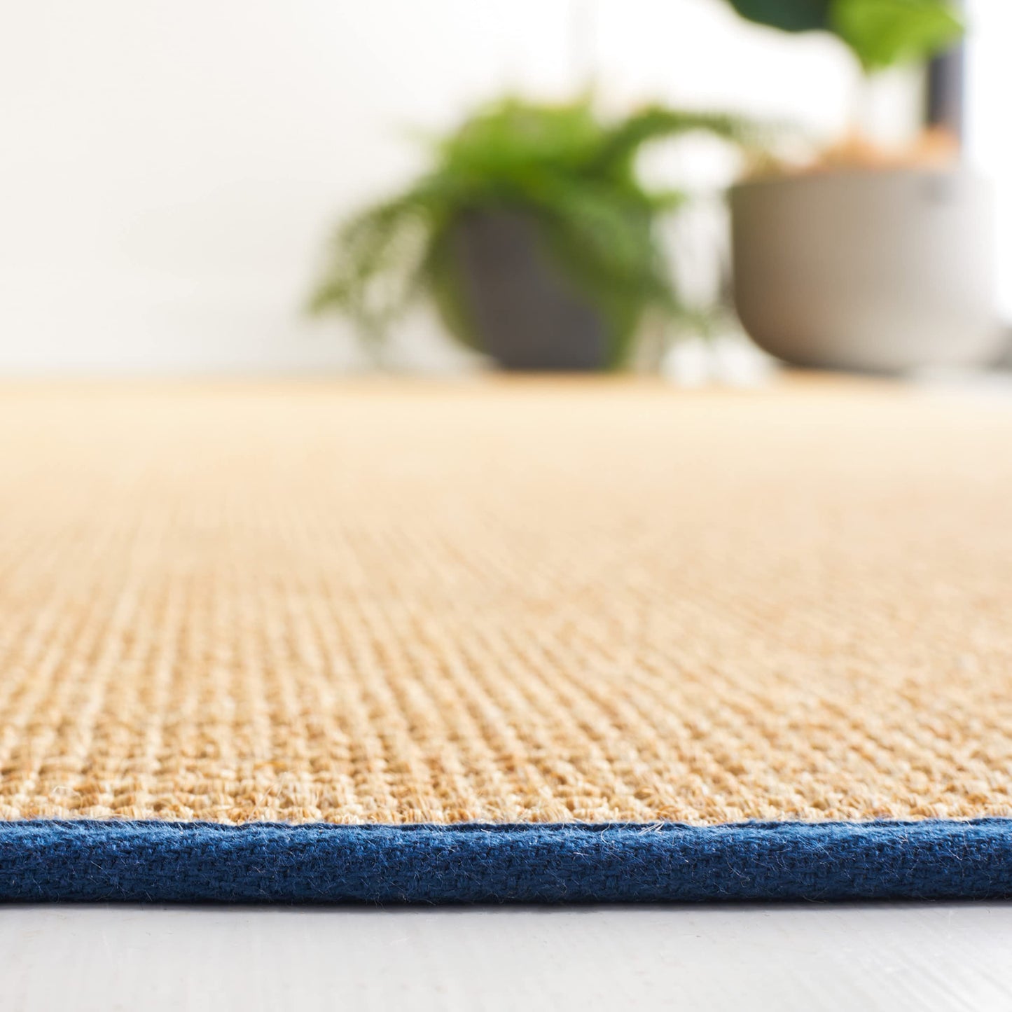 Martha Stewart x SAFAVIEH Area Rug Collection - 6' x 9', Natural & Navy, Sisal & Jute, Farmhouse Style, Ideal for Living Room, Bedroom, Office, Dining Space (MSR9501D)
