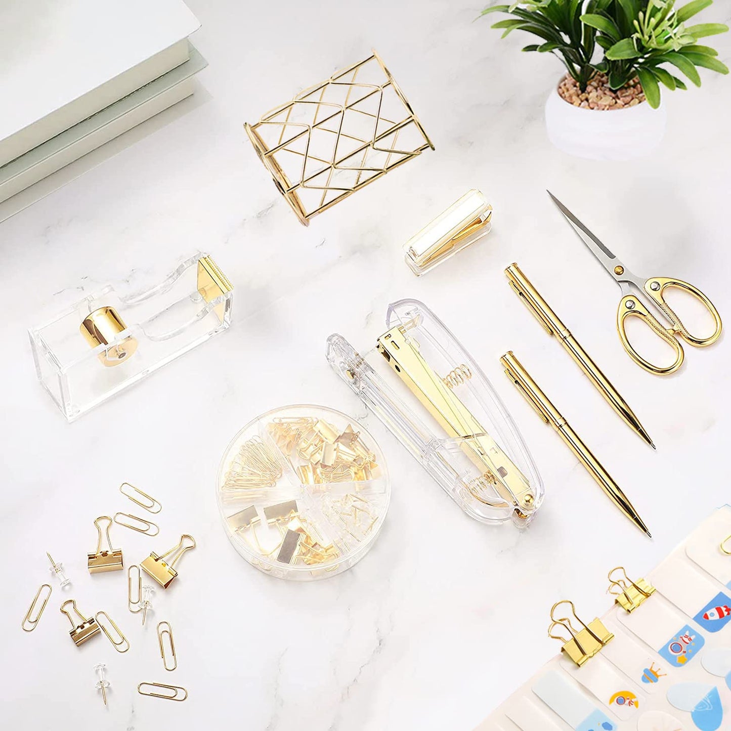 Famassi Gold Desk Accessories，Office Supplies Set Acrylic Stapler Set Staple Remover, Tape/Pen Holder, 2 Ballpoint Pen, Scissor, Binder/Paper Clips and 1000pcs Staples.