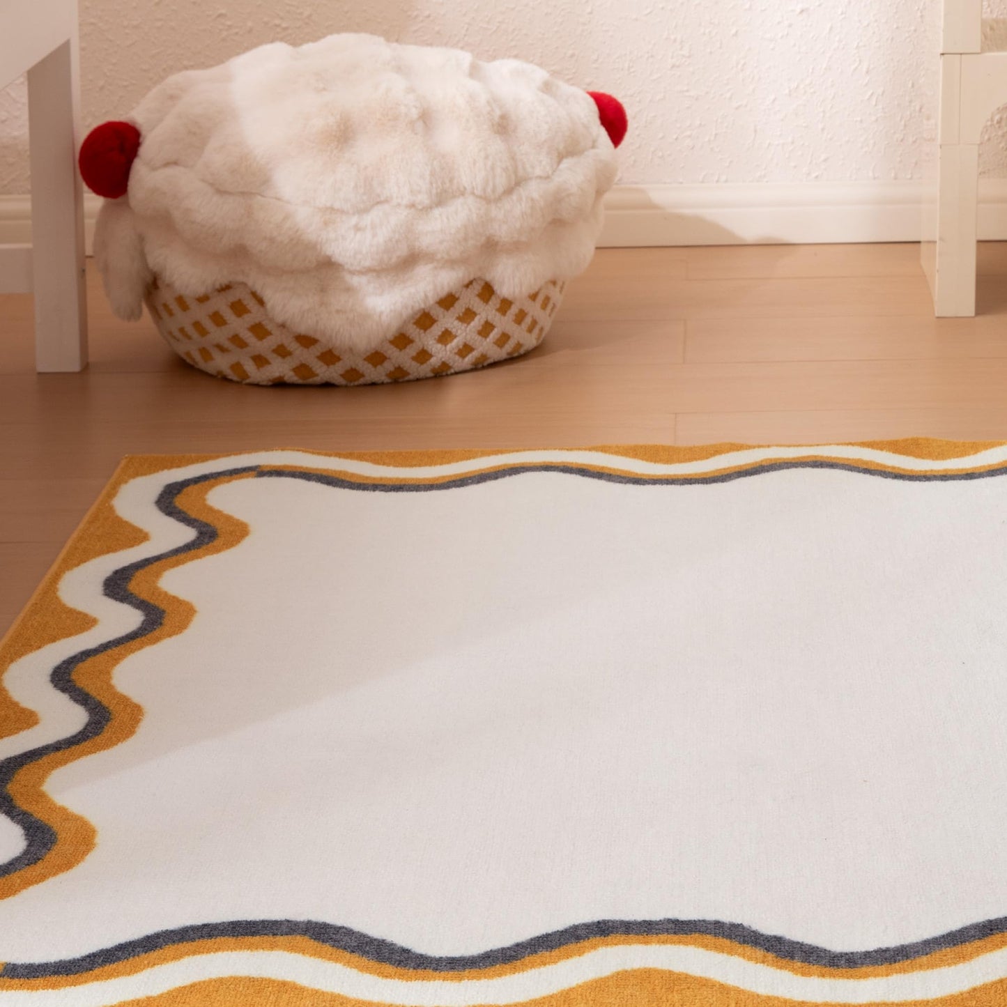 SLEEP ZONE Kids Rugs for Playroom, Washable Rugs for Children Toddlers Bedroom, Non Slip Rug Play Mat Soft Dorm Nursery Carpet, Beige, 3X5 Feet