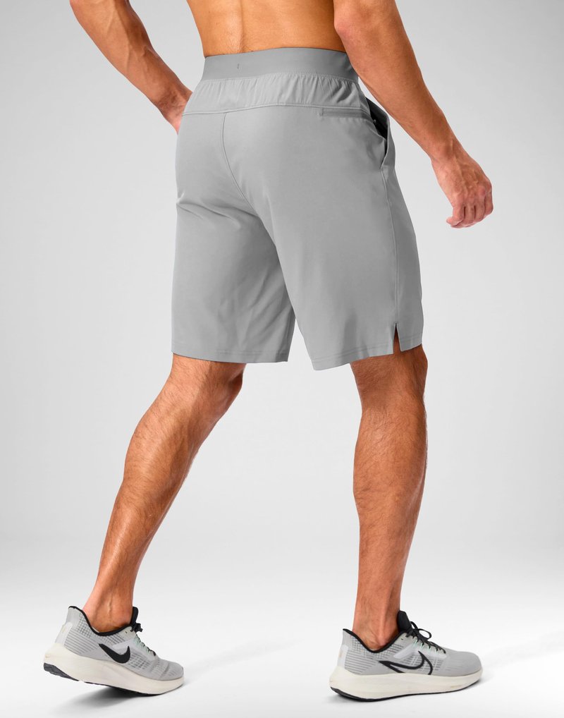 Soothfeel Men's Running Shorts with Zipper Pockets 9 Inch Lightweight Quick Dry Gym Sports Athletic Workout Basketball Shorts for Men (Light Grey, XXXL)