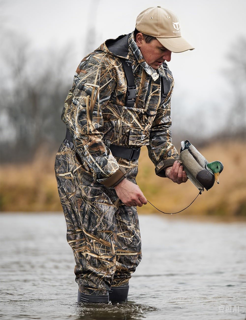 TIDEWE Bootfoot Chest Wader, 2-Ply Nylon/PVC Waterproof Fishing Hunting Waders with Boot Hanger for Men Women Next Camo Evos Size 13