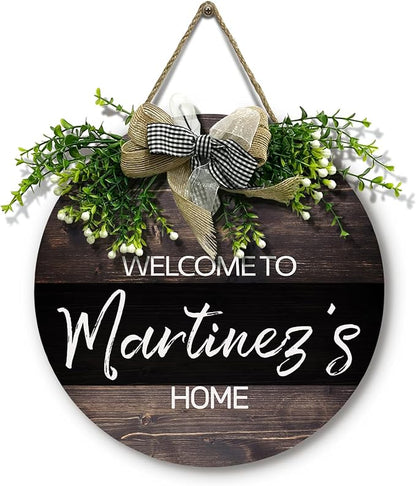 Personalized Welcome Sign for Front Door Wooden Custom Family Name Door Signs Customize Welcome to Our Home Sign with Names Customized Hanging Wreath Plaque Gift Outdoor Home Decor 12 Inch