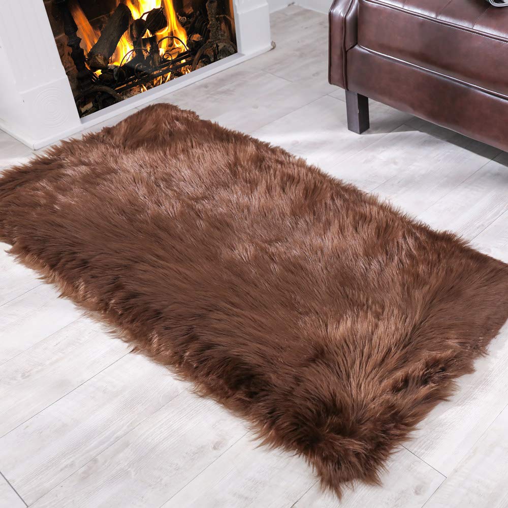 Carvapet 2x4 Faux Fur Rug - Brown Faux Sheepskin Shaggy Area Carpet Plush Chair Cover, Soft Suede Backing Machine Washable Mat for Bedroom Living Room