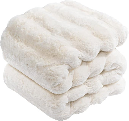 Touchat Luxury Faux Rabbit Fur Throw Blanket Twin Size for Couch,Super Heavy Warm Cozy Blanket for Sofa Bedroom Living Room,Ultra Soft Fluffy Reversible Plush Blanket for Home Decor Gifts,Cream White