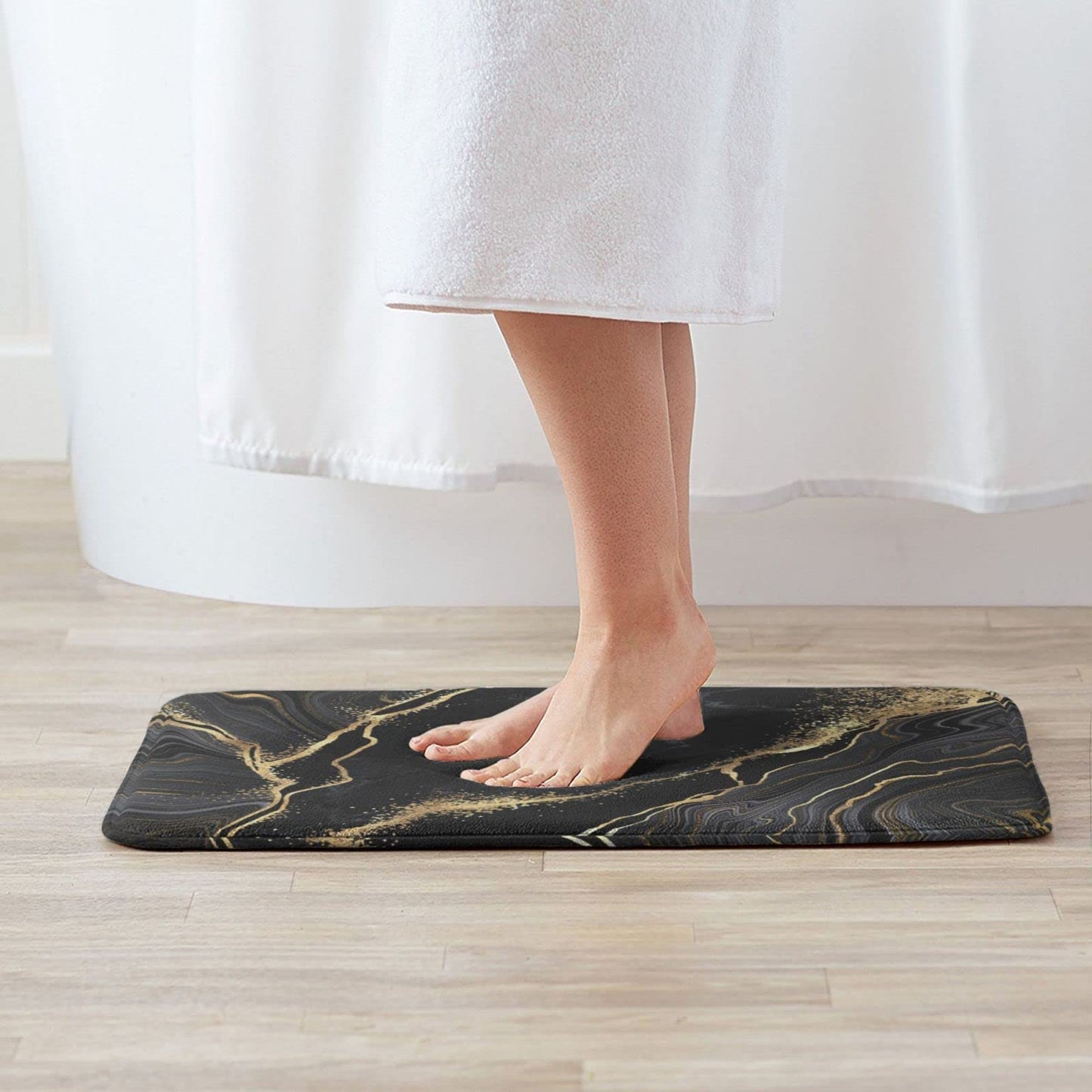 Black and Gold Marble Bath Mats for Bathroom, Soft Absorbent Bath Rug Non-Slip Floor Rug Carpets for Kitchen Bathroom Laundry Bedroom Living Room Decoration