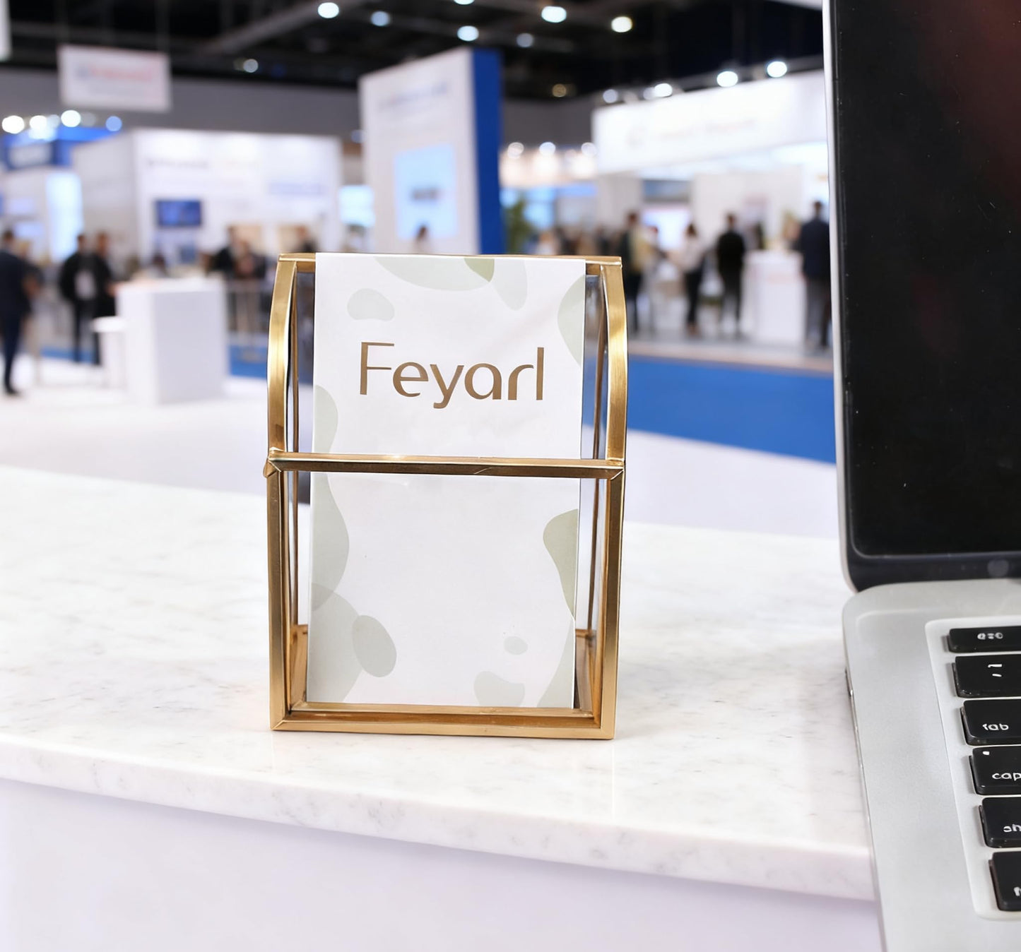 Feyarl 1pcs Gold Glass Business Card Holder Stand Vertical Business Card Display Clear Business Name Card Organizer Appointment Gift Cards Storage for Office Meeting Salons Desktop Countertop