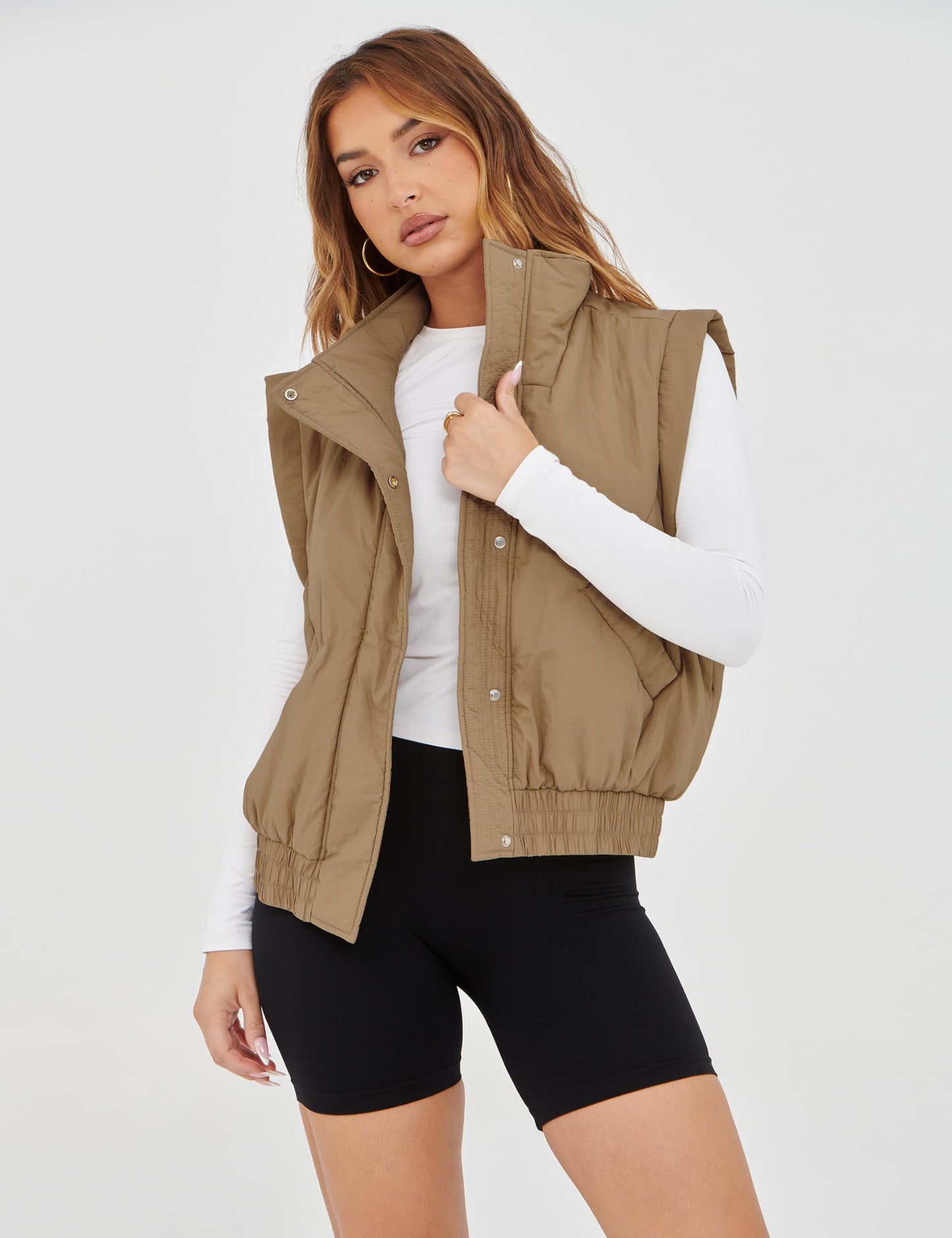 Lviefent Womens Puffer Vest Cropped Lightweight Button Down Quilted Vest Sleeveless Padded Gilet Coat with Pockets (Khaki-S)