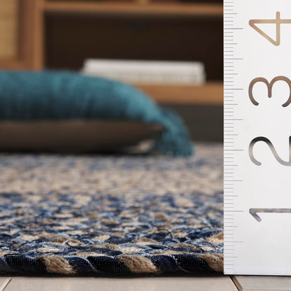 SAFAVIEH Braided Collection Area Rug - 4' x 6' Oval, Natural & Blue, Handmade Jute & Cotton, Ideal for Living Room, Bedroom, Home Office, Dining Space (BRA841M-4OV)