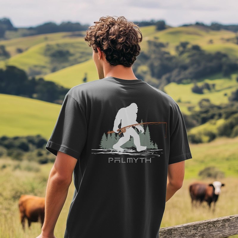 Palmyth Fishing Shirts for Men Short Sleeve Sun Protection T-Shirts UPF 50+ Rash Guard Tee Charcoal Bigfoot Fishing X-Large