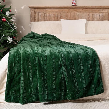 Krifey Oversized Faux Fur Blanket, Super Soft Cozy Blanket, Luxury Fluffy Throw Blanket Fuzzy Bed Throw, Plush for Women, Dark Green, 60" x 80"